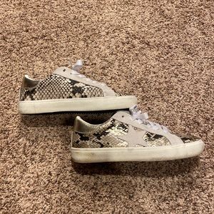 Leather sneakers (mirrors GGDB)